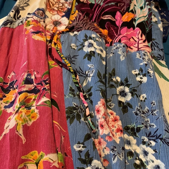 Cute pattern jump suit - Picture 3 of 3